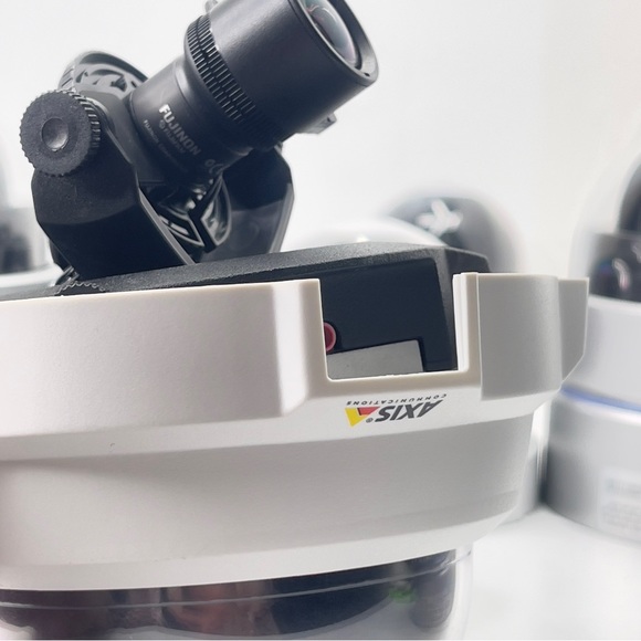 Panasonic WV-NF284 (3) + Axis 216MFD (4) Lot of Pro Security Cameras 7 total - Picture 8 of 13